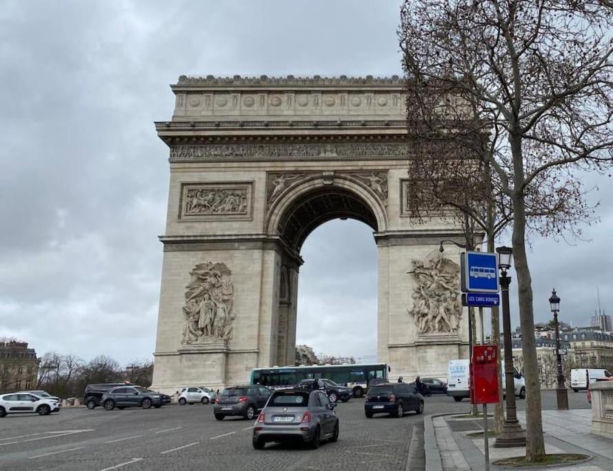 Amazing 1 Bedroom, 30Sec From Arc De Triomphe Париж Экстерьер фото