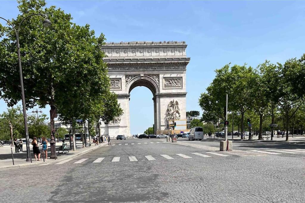 Amazing 1 Bedroom, 30Sec From Arc De Triomphe Париж Экстерьер фото